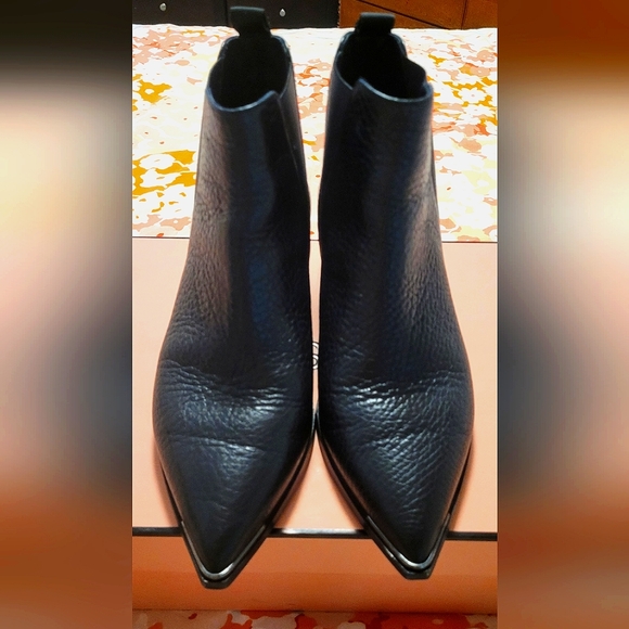 Acne Studios black pointed toe ankle booties - Picture 3 of 6